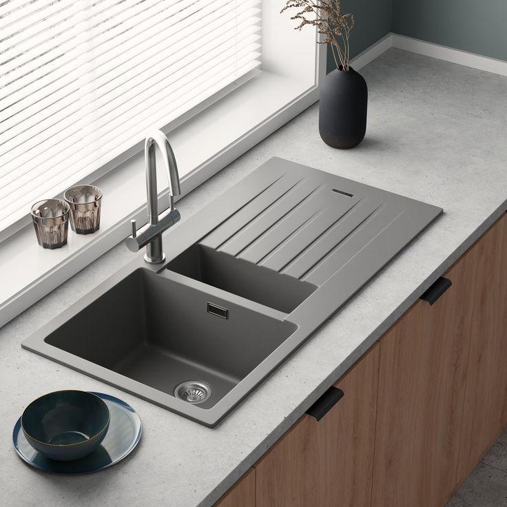 Granite Sinks vs. Stainless Steel Sinks Advantages and Differences