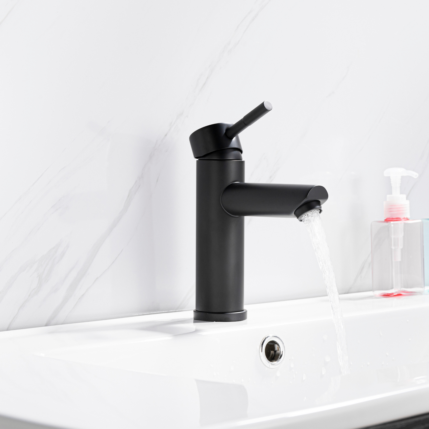 Contemporary Style Single-Handle Bathtroom Sink Faucet