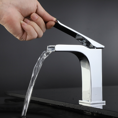 ALTAIR™ GF705 Contemporary Style Single-Handle Bathtroom Sink Faucet